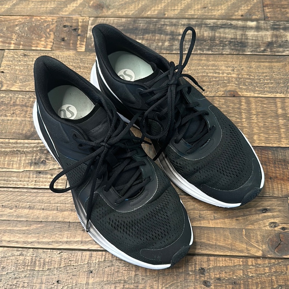 Lululemon Blissfeel Running Shoe